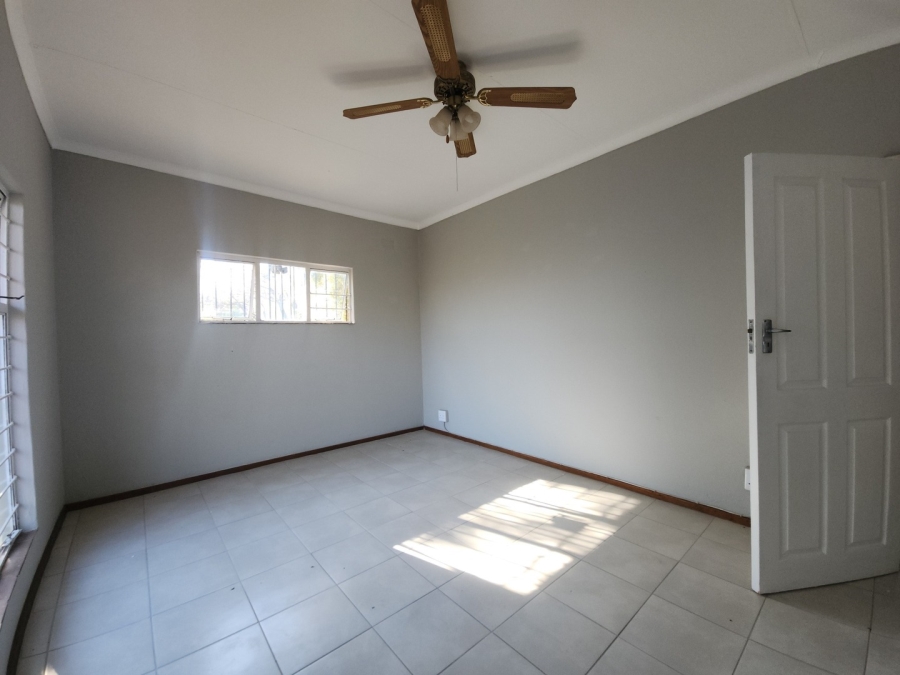 4 Bedroom Property for Sale in De Rust AH North West